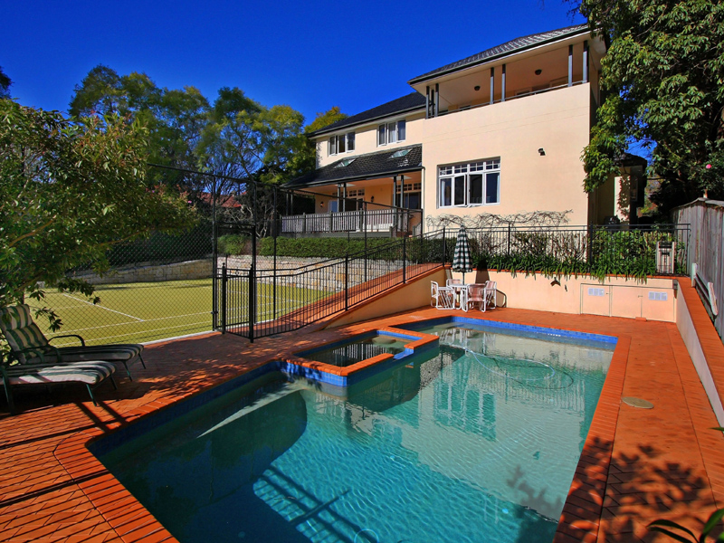 Prestigious Eastside Address Picture 2