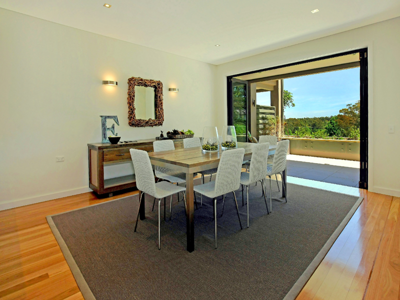 'Augusta' Golf Course Frontage Picture 2