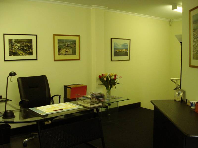 Excellant Location Picture 3