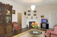 POTENTIAL TO RENOVATE/REBUILD -
LAND VALUE- POA Picture 2