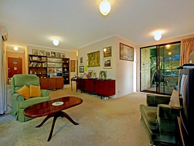 Garden Apartment Picture