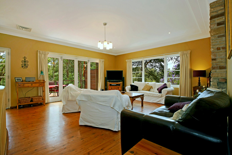 STYLISH SOPHISTICATED FAMILY LIVING Picture 2