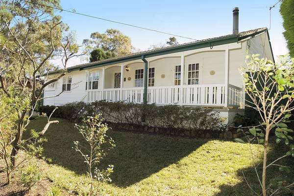 VERY AFFORDABLE AND APPEALING HOME Picture 1