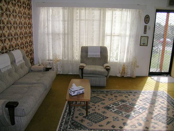 QUIET LOCALE Picture 3