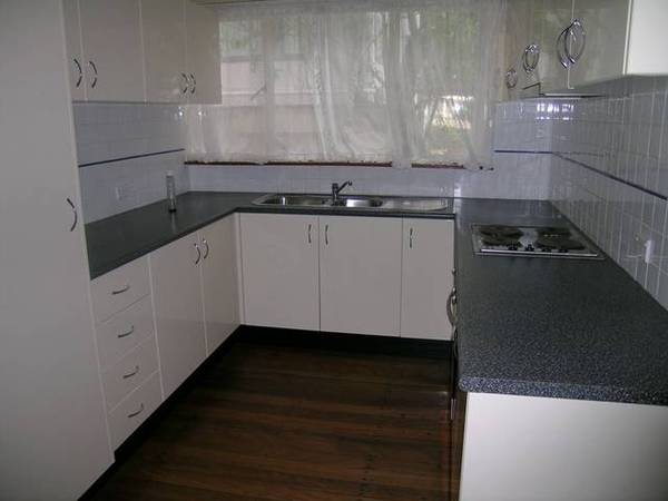 HOUSE - 3 BEDROOM + STUDY - OYSTER BAY Picture HOUSE - 3 BEDROOM + STUDY - OYSTER BAY Picture