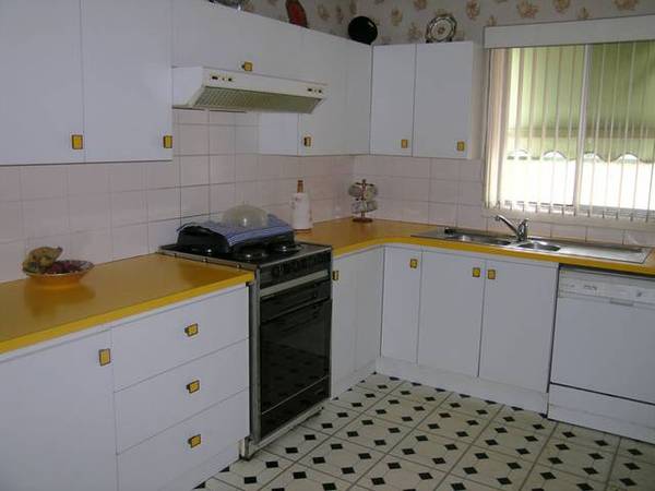 GREAT LOCATION, LAND AND POTENTIAL Picture 2