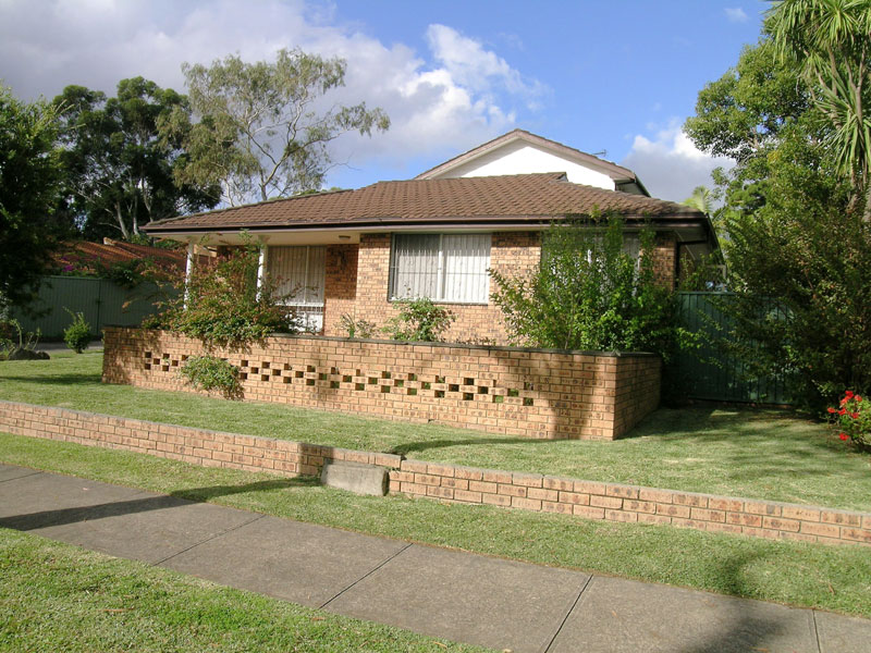 SINGLE LEVEL LIVING Picture 2