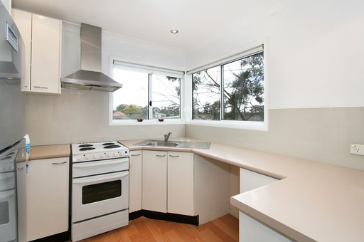 OYSTER BAY - 2 BEDROOMS Picture 3