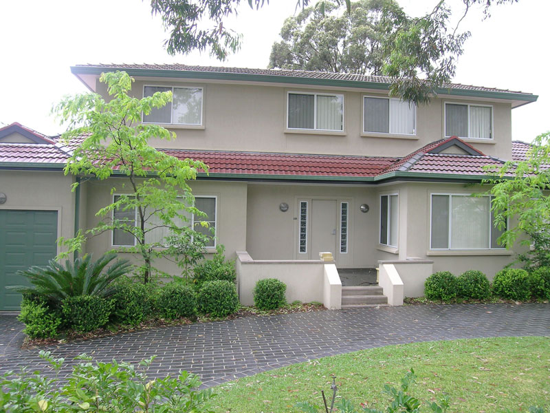 SUIT LARGE FAMILY OR 2 FAMILIES Picture 1