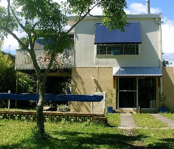 LESS THAN 100 METRES TO JERVIS BAY, VIEWS, QUIET LOCATION Picture