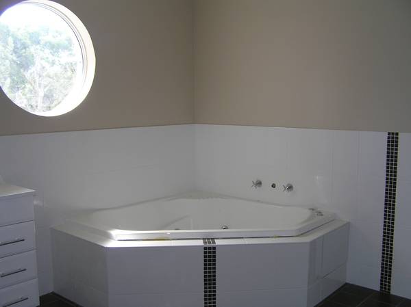 ELEGANCE AND STYLE LESS THAN 200 METRES TO THE BEACH Picture 3