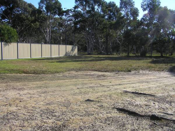 JUST A SHORT STROLL FROM THE BEACH Picture 2