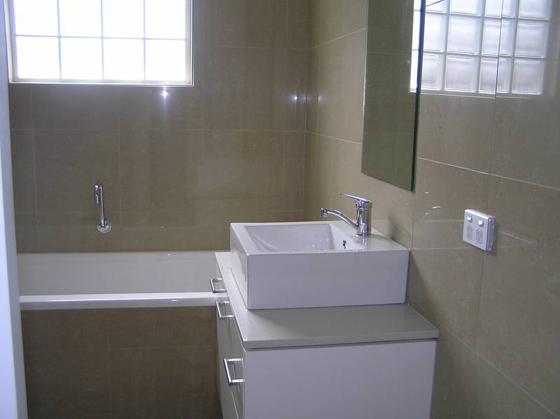 LUXURIOUS BEACH SIDE APARTMENTS Picture 3