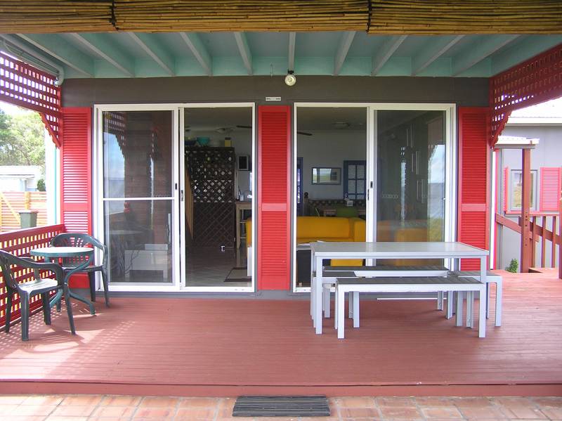 ABSOLUTE BEACH FRONT Picture 3