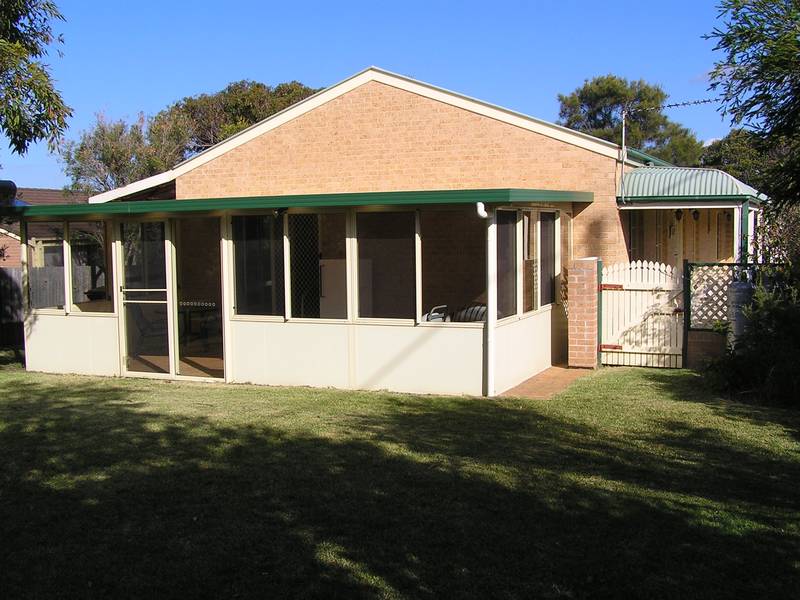 So close to the Beach Picture 3