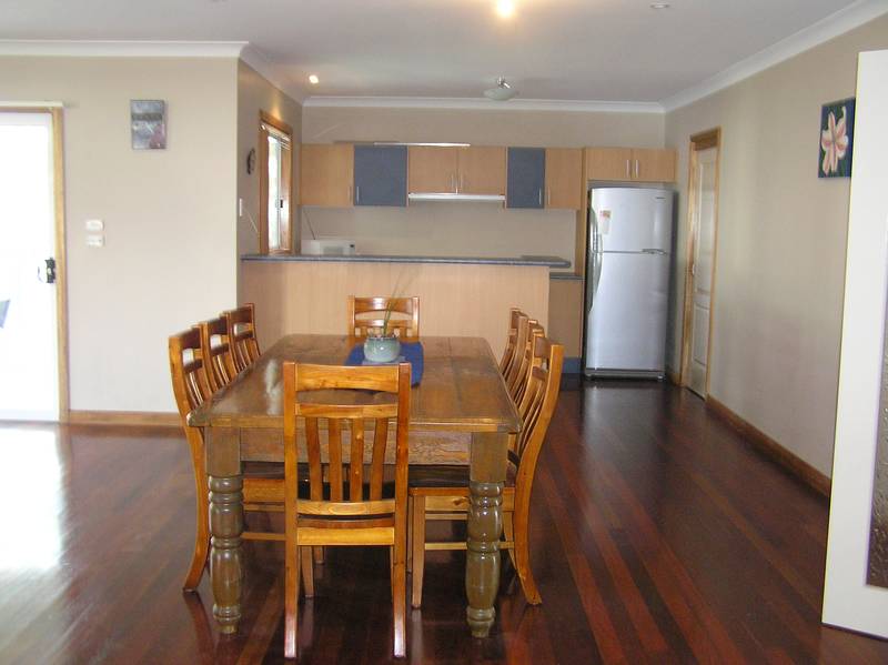 Executive living at its Finest! Picture 2