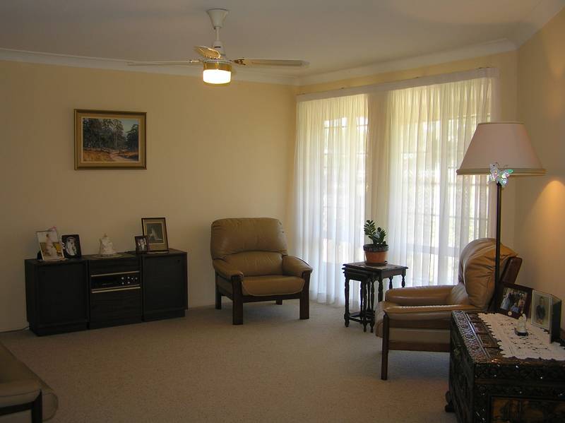 Less than 200mtrs from the Beach Picture