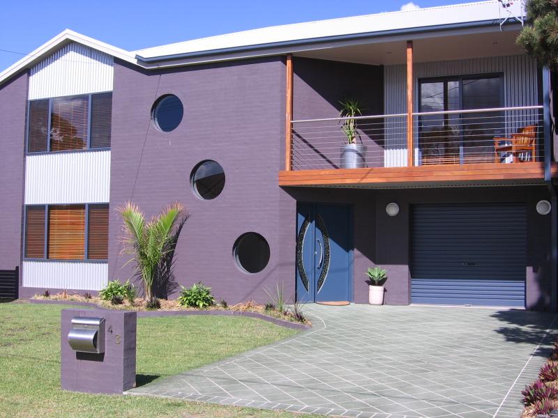 QUICK SALE - DUE TO ILL HEALTH Picture 1