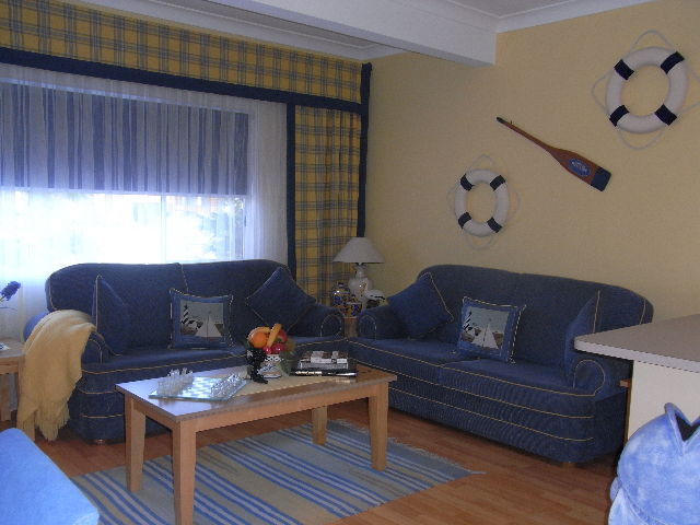 MORE THAN MEETS THE EYE... Picture 3