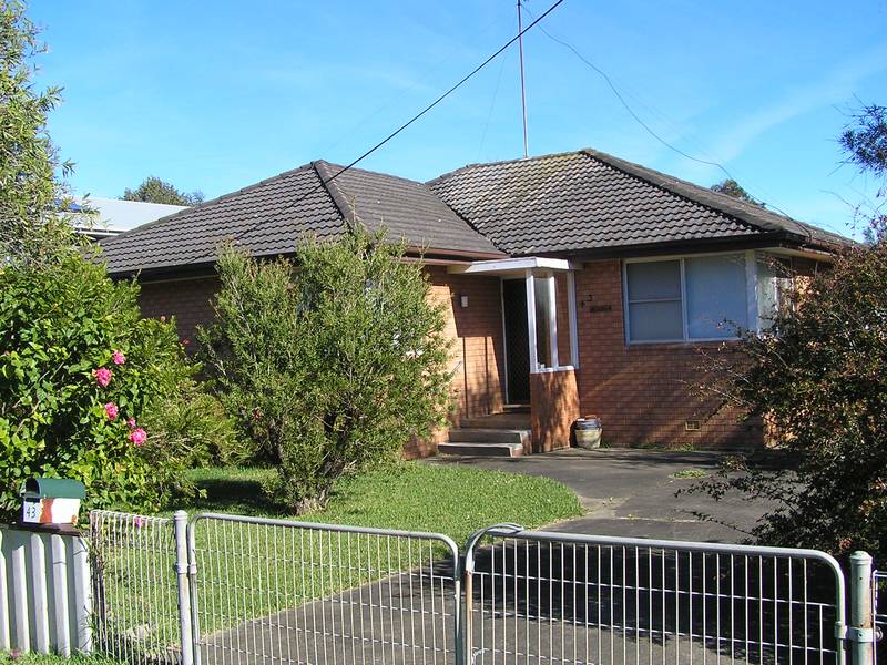 WATERFRONT Picture 1