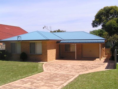 SO CLOSE TO THE BEACH Picture SO CLOSE TO THE BEACH Picture