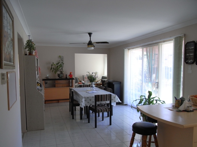 FABULOUS FOUR BEDROOM VALUE Picture 2