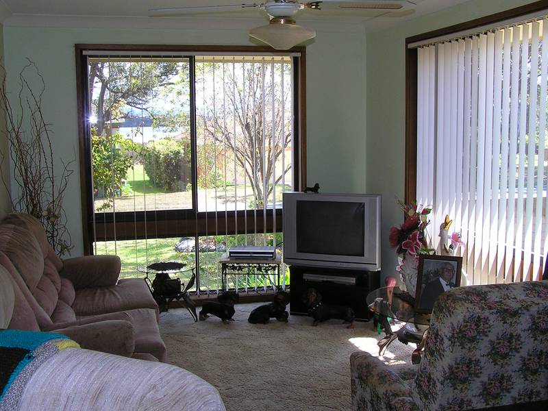 GREAT CENTRAL LOCATION Picture 2