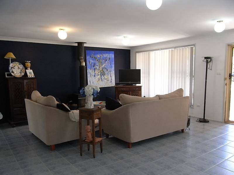 Modern Living - Great Value Picture 2