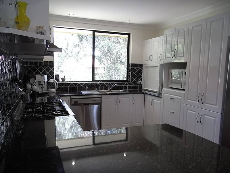 TRANQUILITY BY THE BAY Picture 3