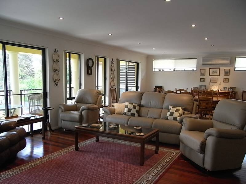 TRANQUILITY BY THE BAY Picture 2