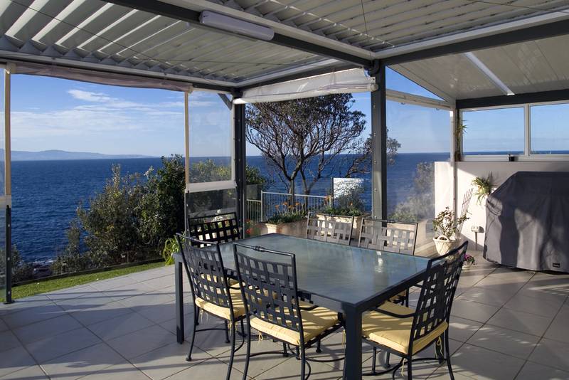 ABSOLUTE WATERFRONT Picture 2