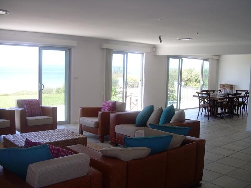 Dolphin Cottage Picture 3