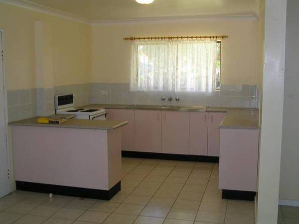 WHAT A LOCATION! Picture 2