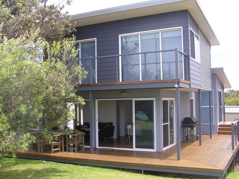 AQUA (Beachfront) Picture 1