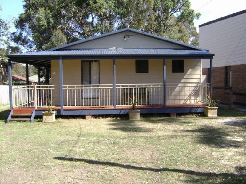 Saint Kilda Bay Picture