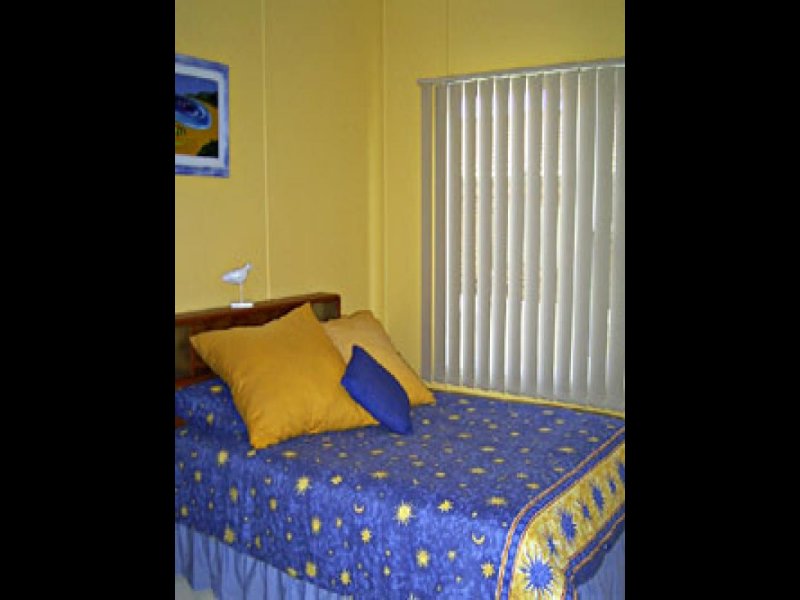 Sandy Feet Picture 3