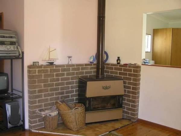 OWN YOUR VERY OWN BEACH COTTAGE Picture 3