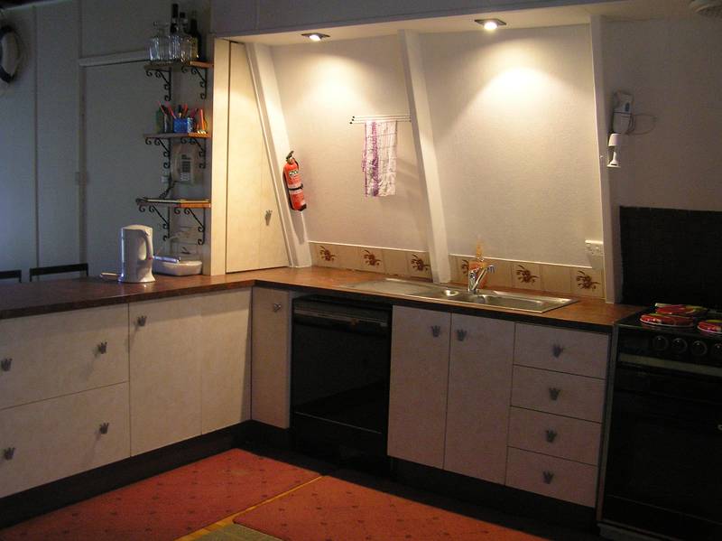 'A' frame home opposite the beach Picture 2