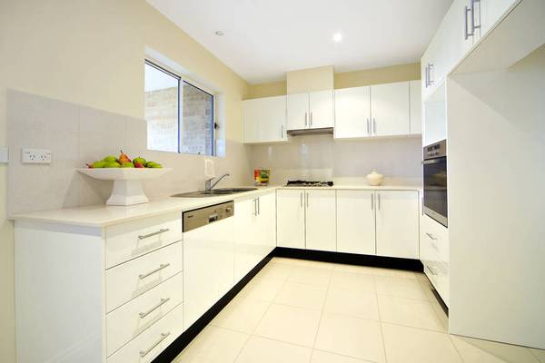 Garden Apartment with views Picture 3