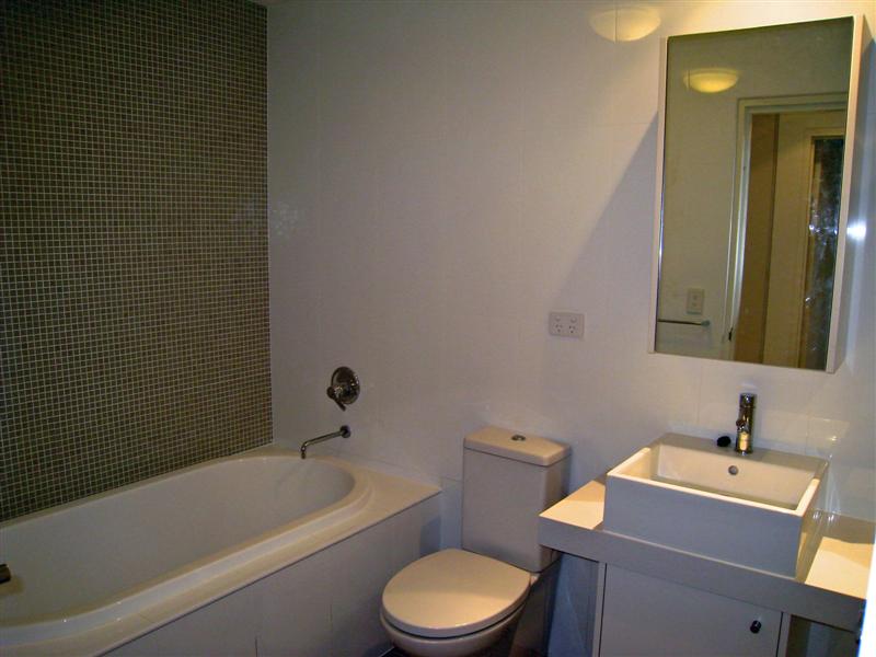 MOANA APARTMENTS Picture 3