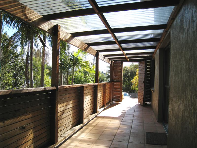 Seconds to Pittwater & Marinas Picture 3