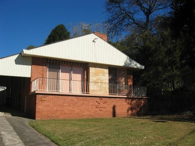 Family home with Pittwater views Picture