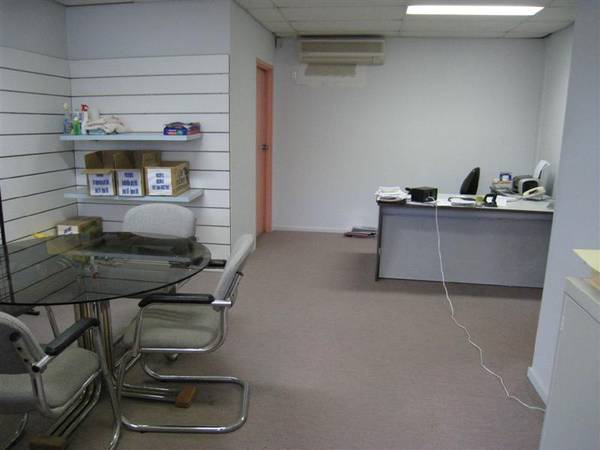 MODERN SMALL BUSINESS UNIT Picture