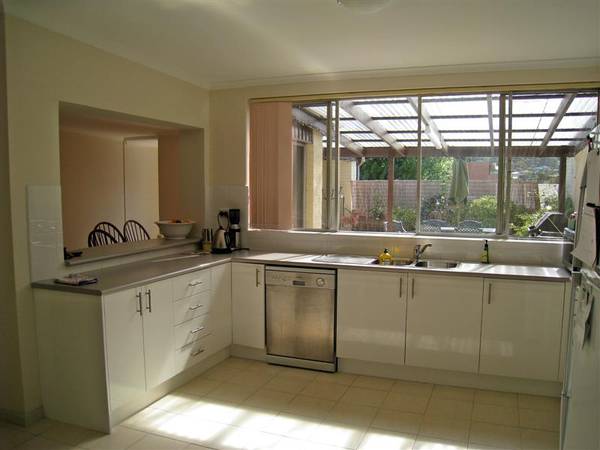 RENOVATED 3 BEDROOM APARTMENT Picture RENOVATED 3 BEDROOM APARTMENT Picture