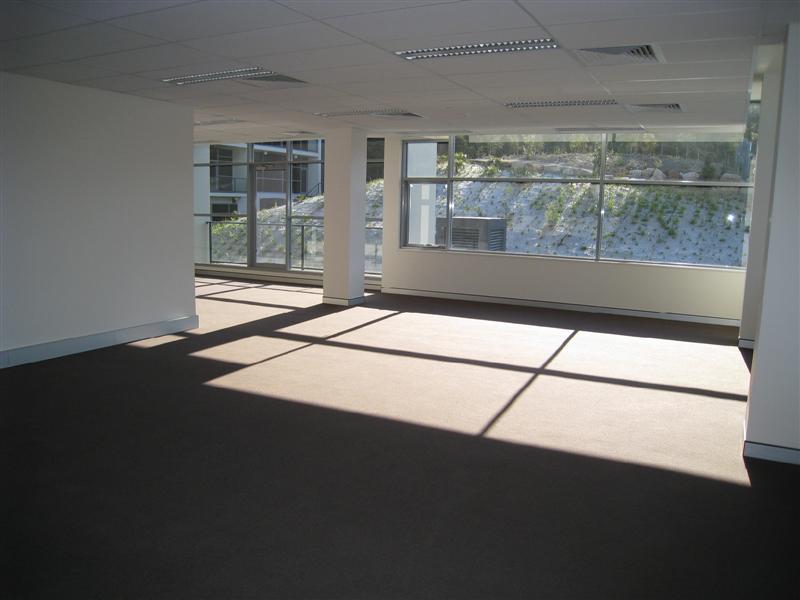 10% RENTAL GUARANTEE Picture 2