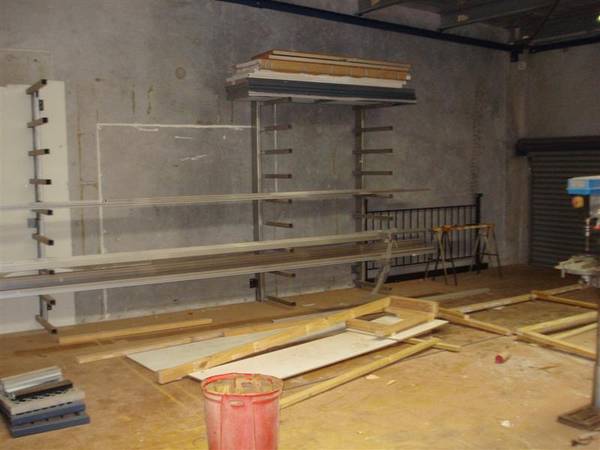 AFFORDABLE RENTAL IN CROMER INDUSTRIAL AREA Picture 2