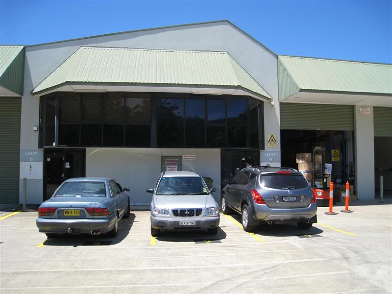 FUNCTIONAL INDUSTRIAL UNIT Picture 1