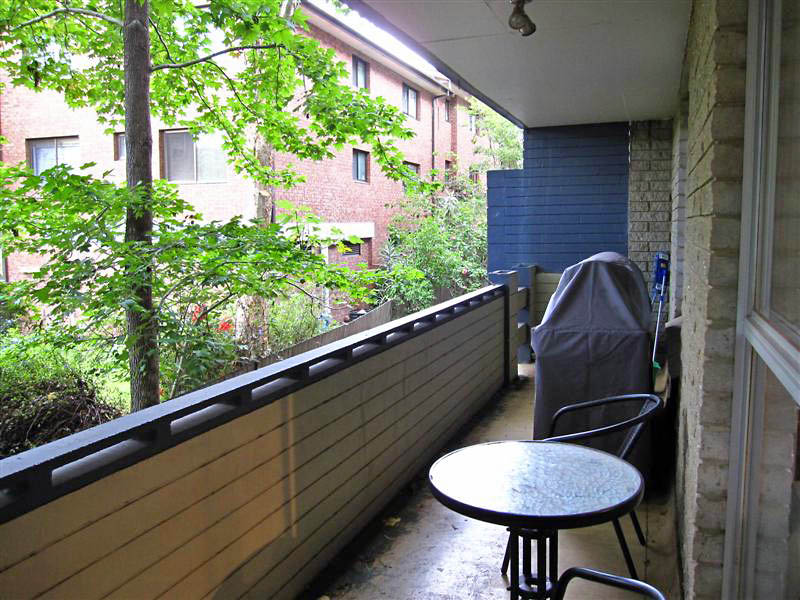 Two Bedroom Apartment in Quiet Location Picture