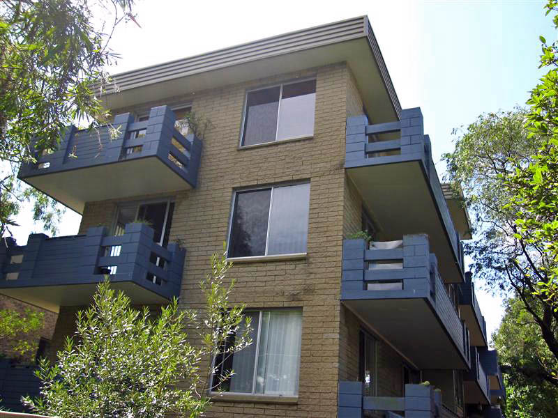 Two Bedroom Apartment in Quiet Location Picture