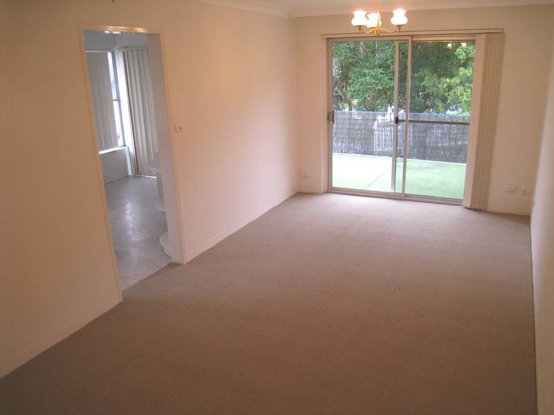 JUST STEPS TO PITTWATER Picture